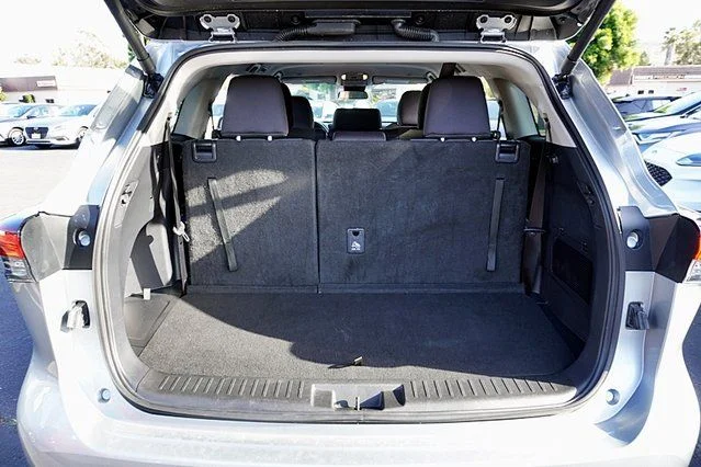 Used 2025 Silver Toyota LE image 12