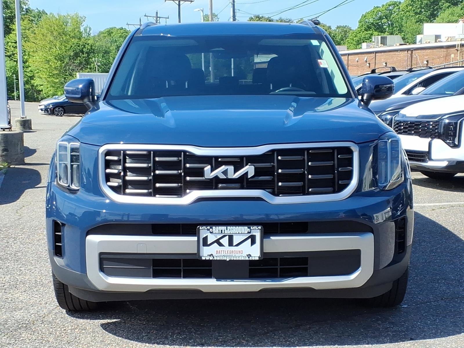 Certified Used 2023 Midnight Lake Blue Kia S image 2