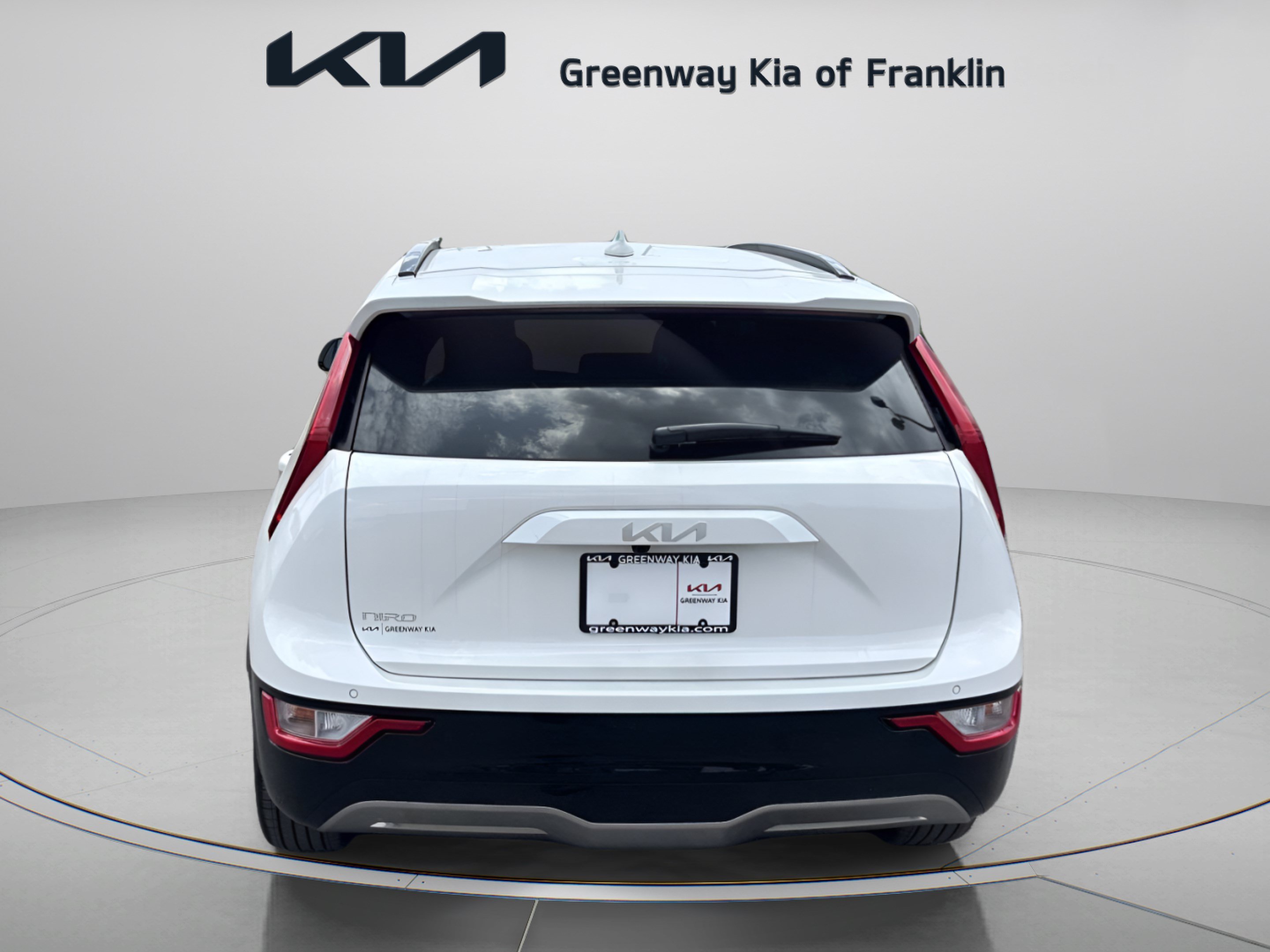 New 2026 Snow White Pearl Kia Wind image 6