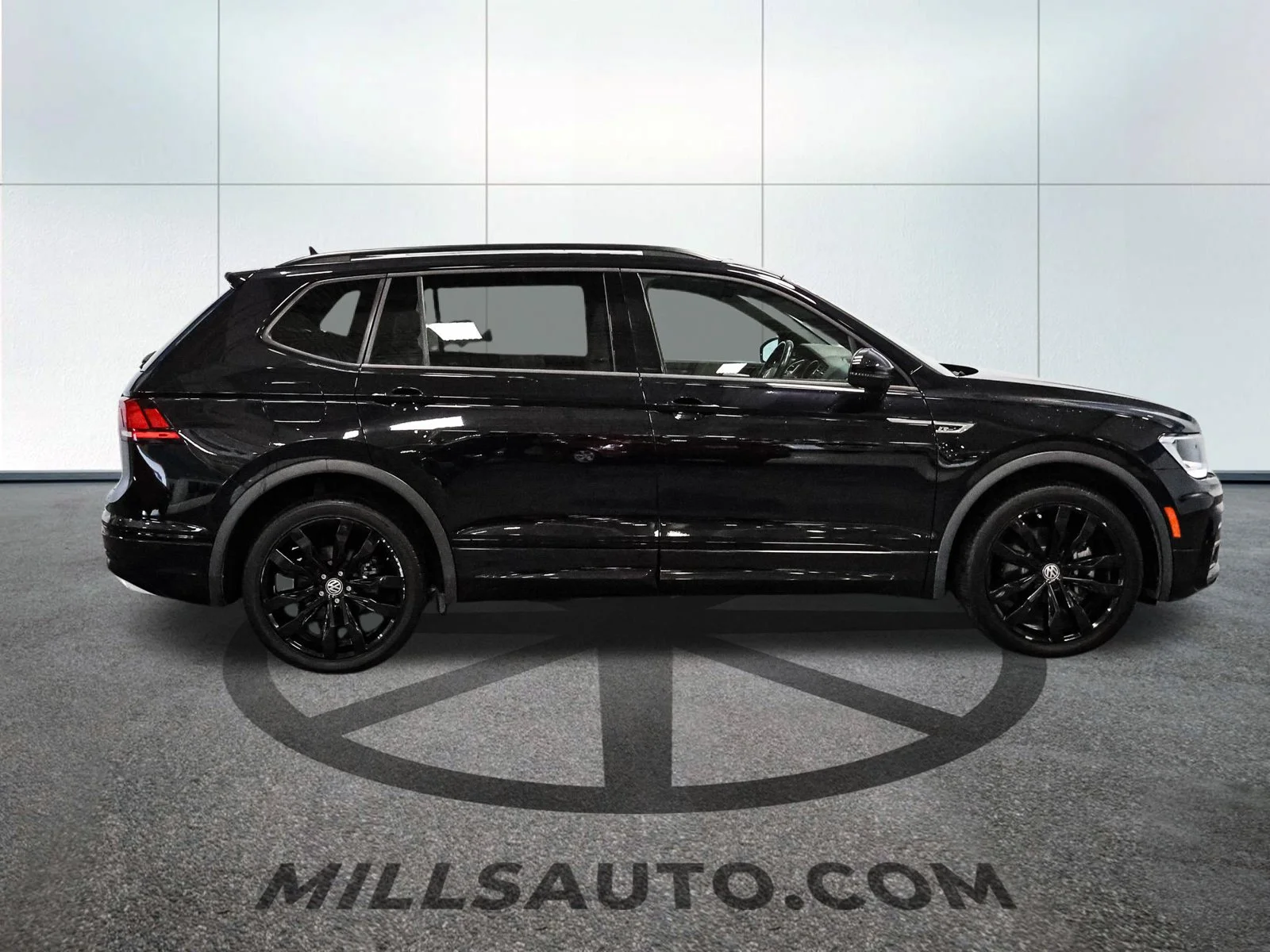2021 Volkswagen Tiguan SE R-LINE BLACK - Photo 9