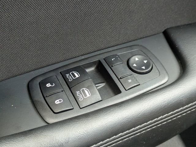 Used 2023 Destroyer Gray Clearcoat Dodge R/T image 21