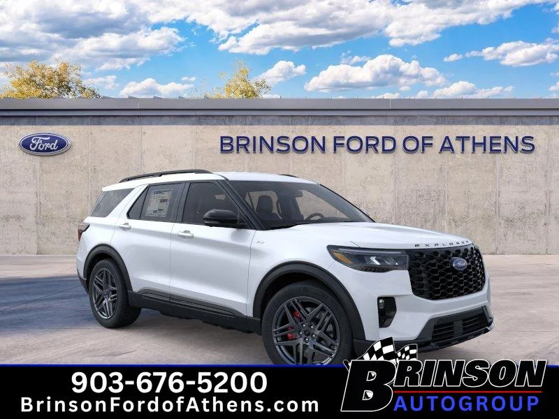 New 2026 Star White Metallic Tri-Coat Ford ST-Line image 7