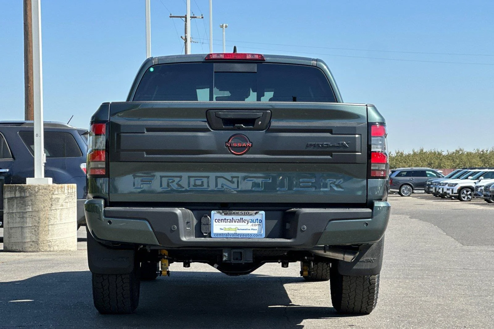 New 2027 Alpine Metallic Nissan Crew Cab PRO-4X® image 4