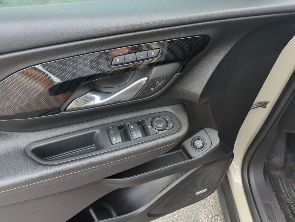 Used 2022 Beige GMC AT4 image 18