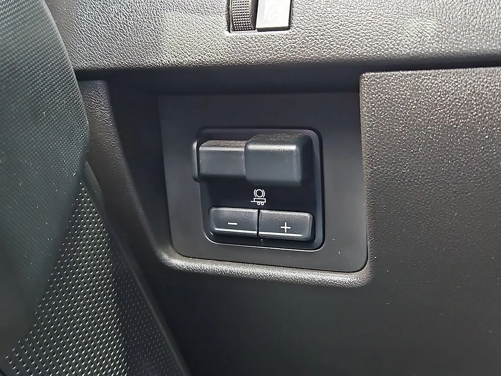 Used 2024 Summit White Chevrolet Trail Boss image 15