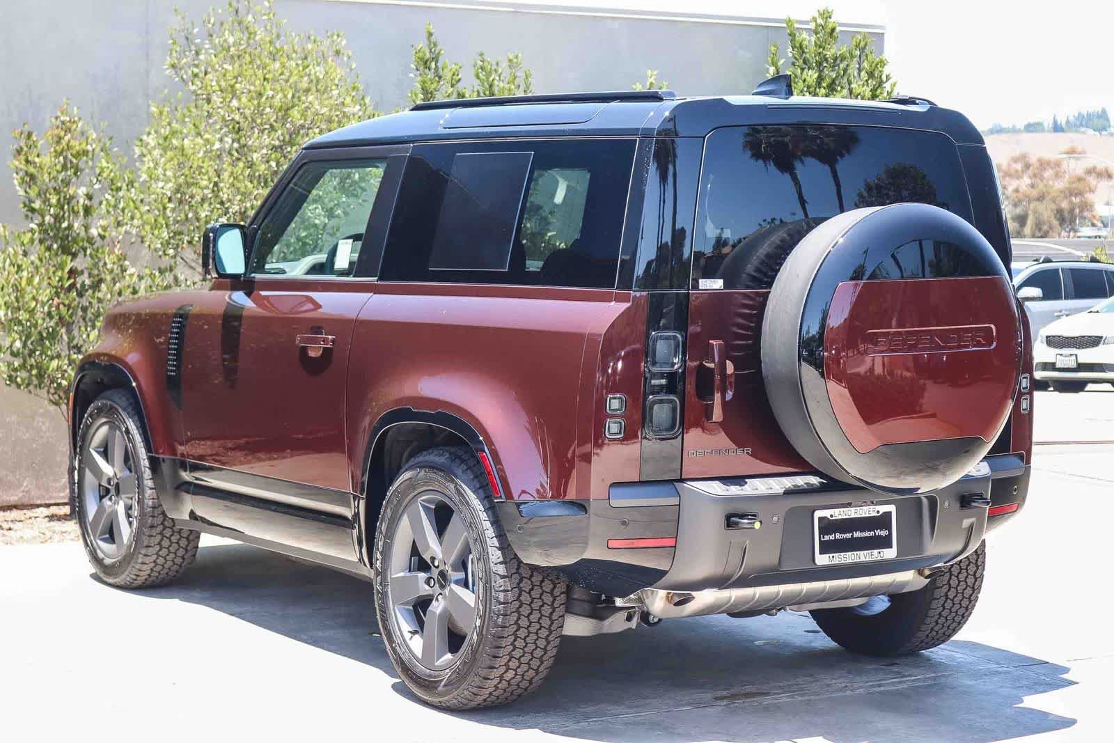 New 2026 Sedona Red Land Rover X-Dynamic SE image 4