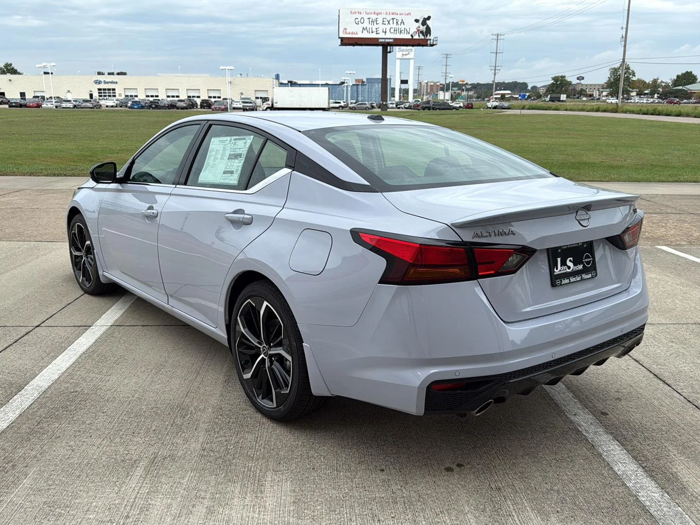 New 2026 Gray Sky Pearl Nissan SR image 12