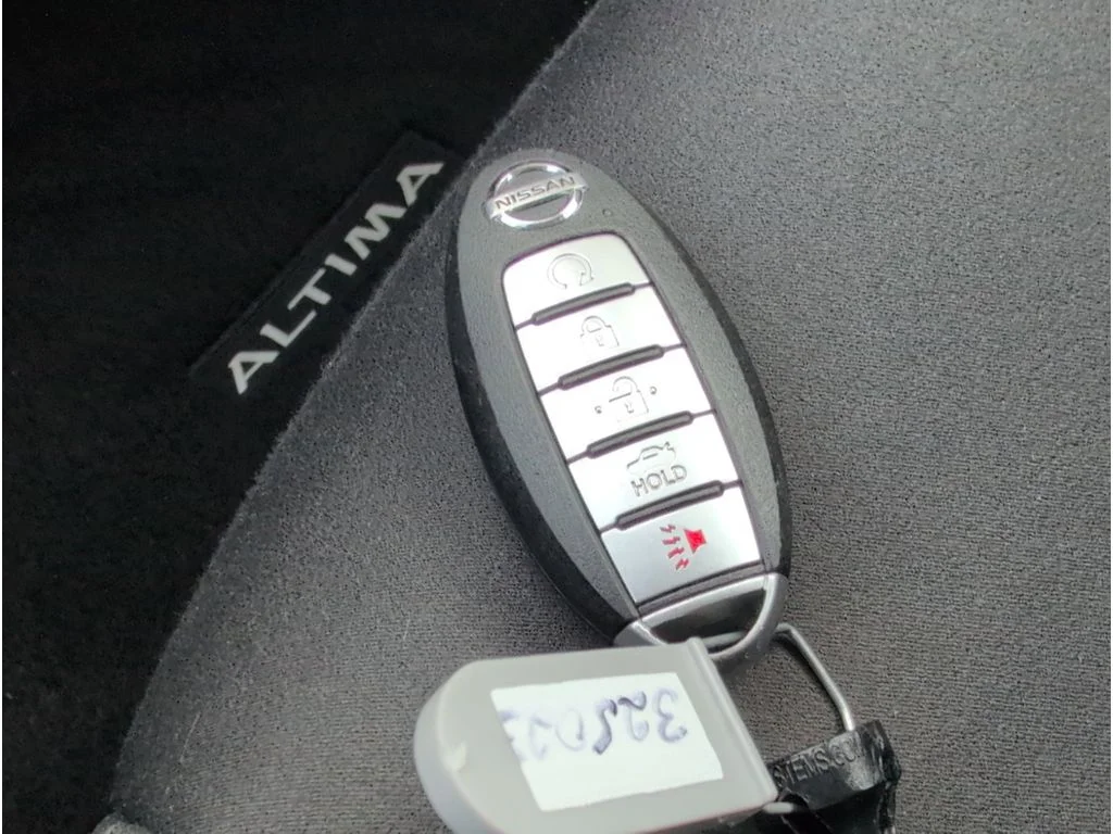 Used 2023 RED Nissan 2.5 SV Sedan image 19