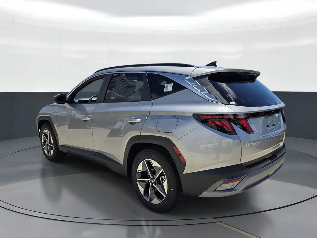 New 2026 Silver Hyundai SEL image 4