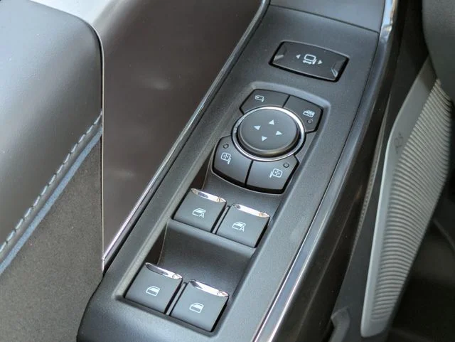 New 2026 Carbonized Gray Metallic Ford F-350® Platinum® image 25