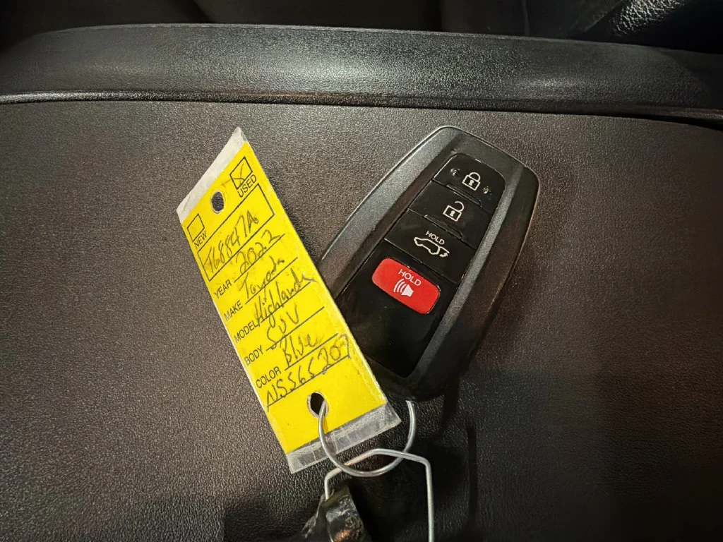 Used 2022 Blue Toyota XLE image 9
