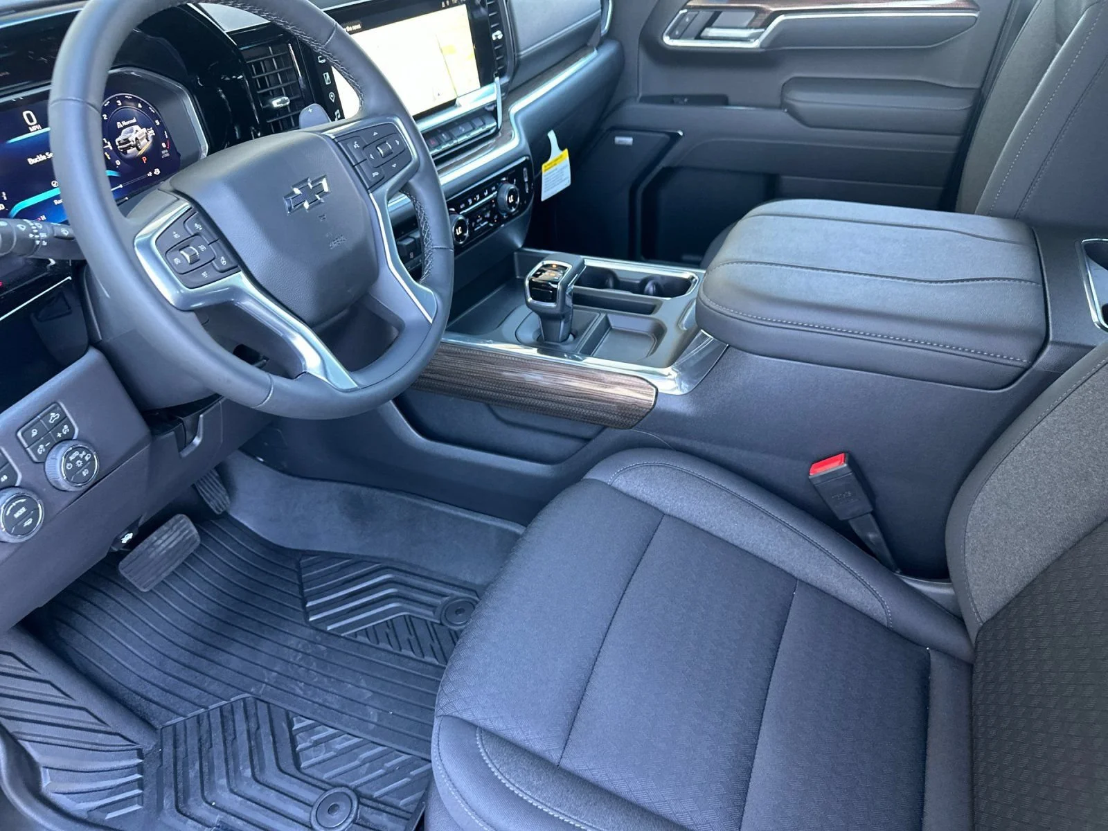 2026 Chevrolet Silverado 1500 LT Trail Boss - Photo 10