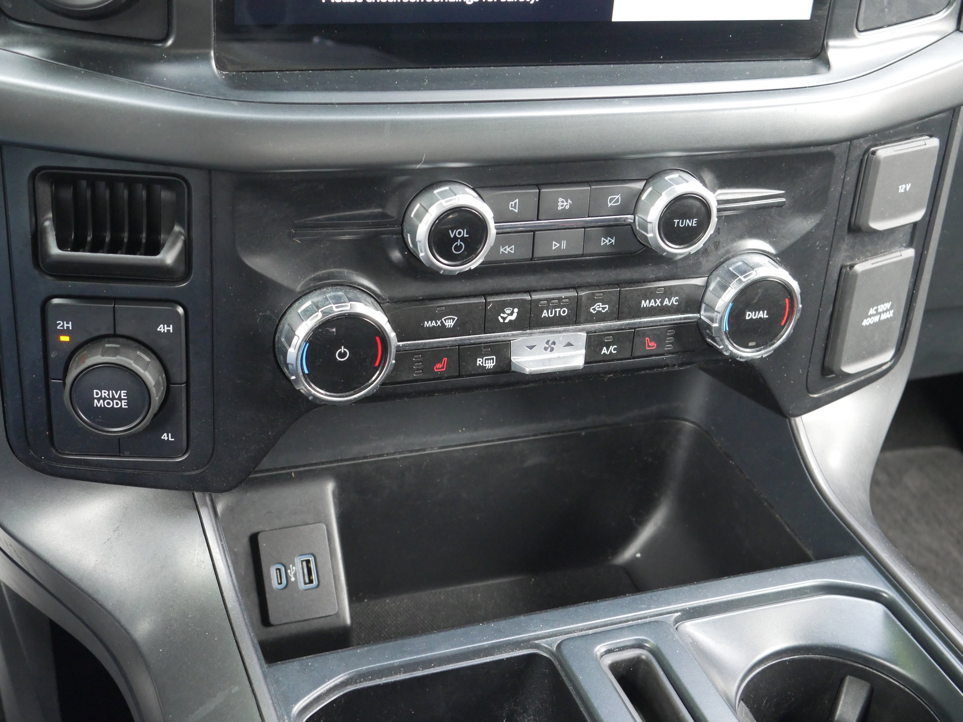 Certified Used 2024 Gray Ford XLT image 15