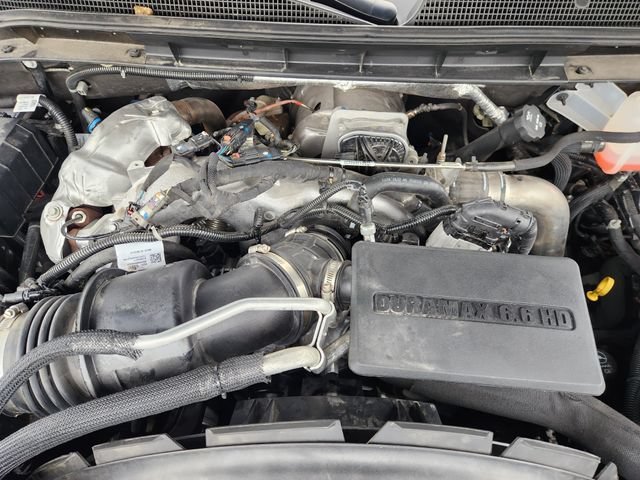 Used 2025 Black Chevrolet LT image 32