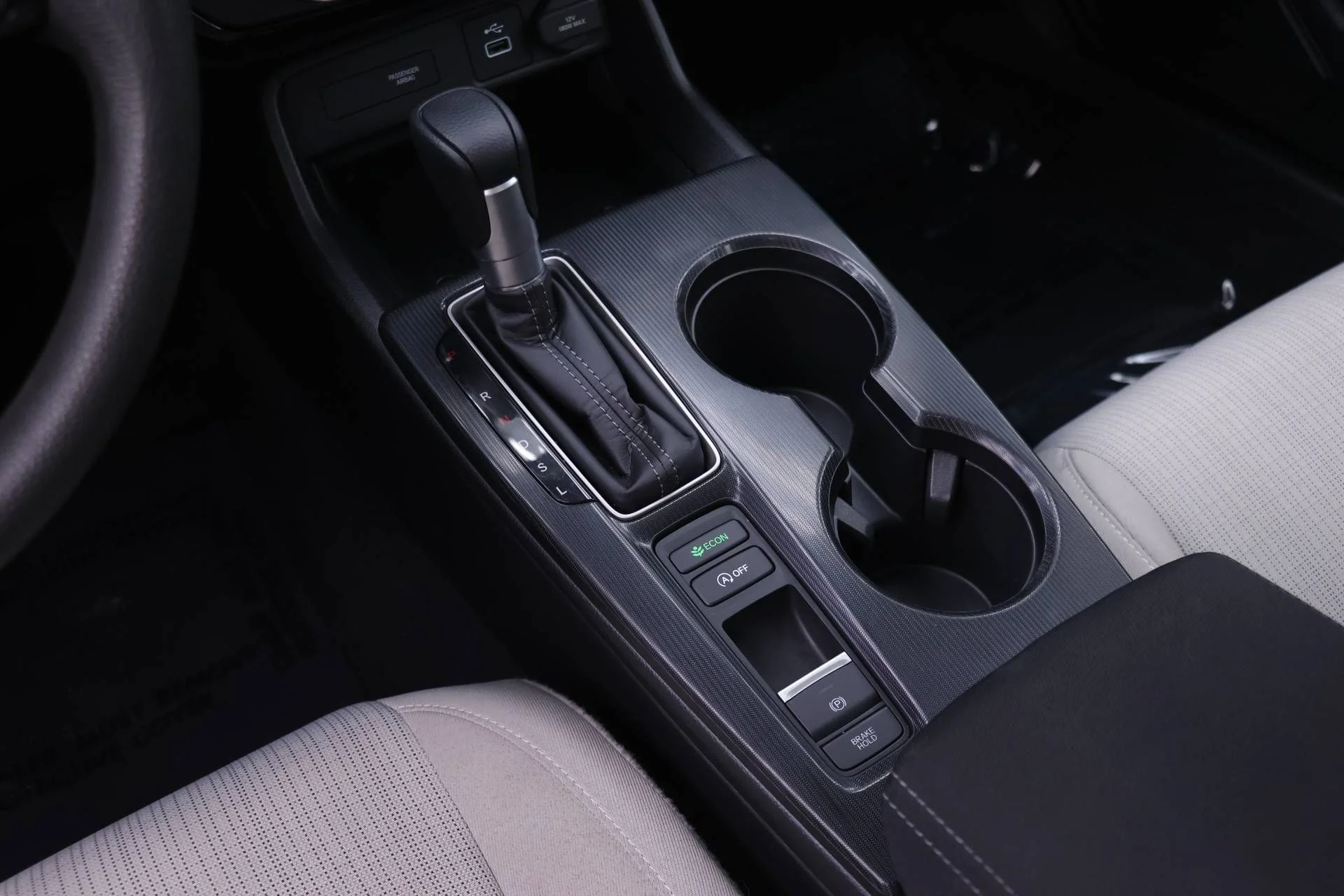 2024 Honda Civic LX - Photo 13