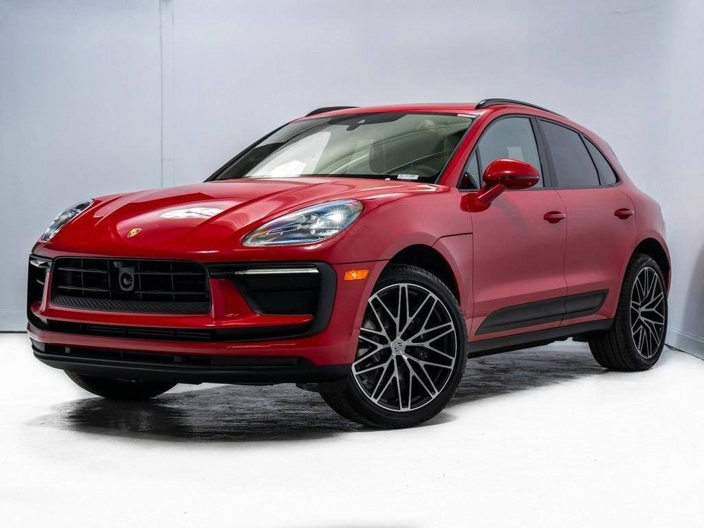2026 Porsche Macan Base