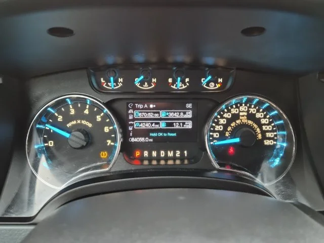 Used 2013 Red Ford XLT image 14