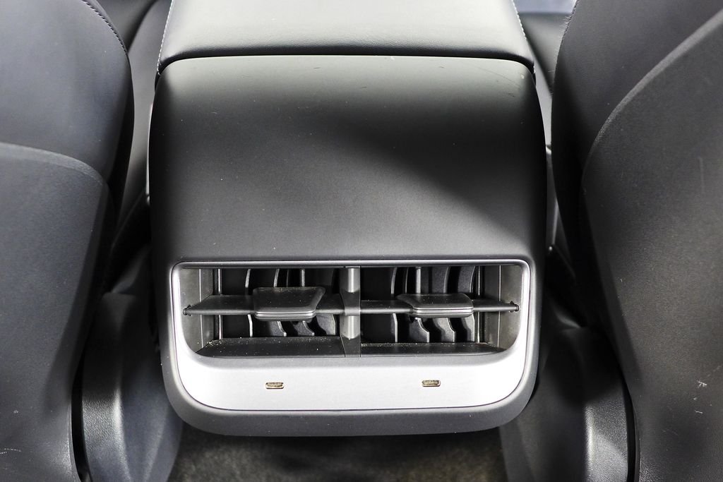 Used 2022 Pearl White Multi-Coat Tesla Long Range image 24