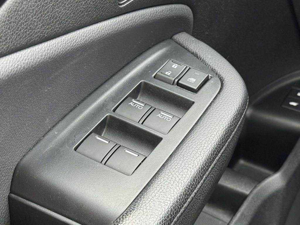 Used 2022 Black Honda Touring image 27
