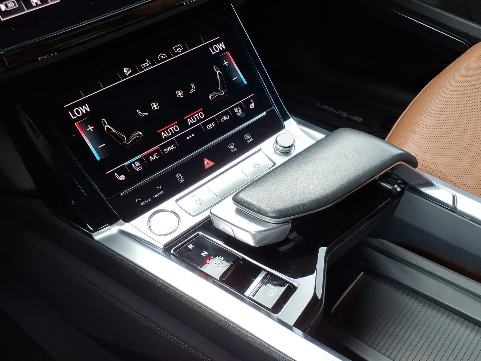 Used 2019 Mythos Black Metallic Audi Premium Plus image 20