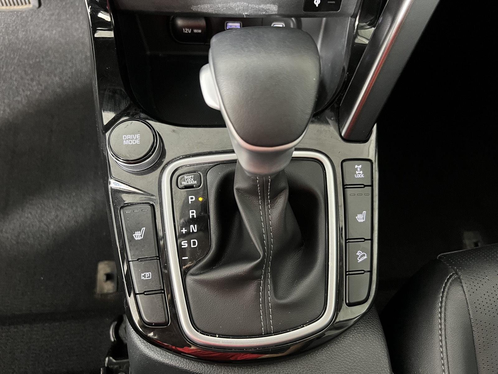 Used 2024 Fusion Black Kia EX image 26