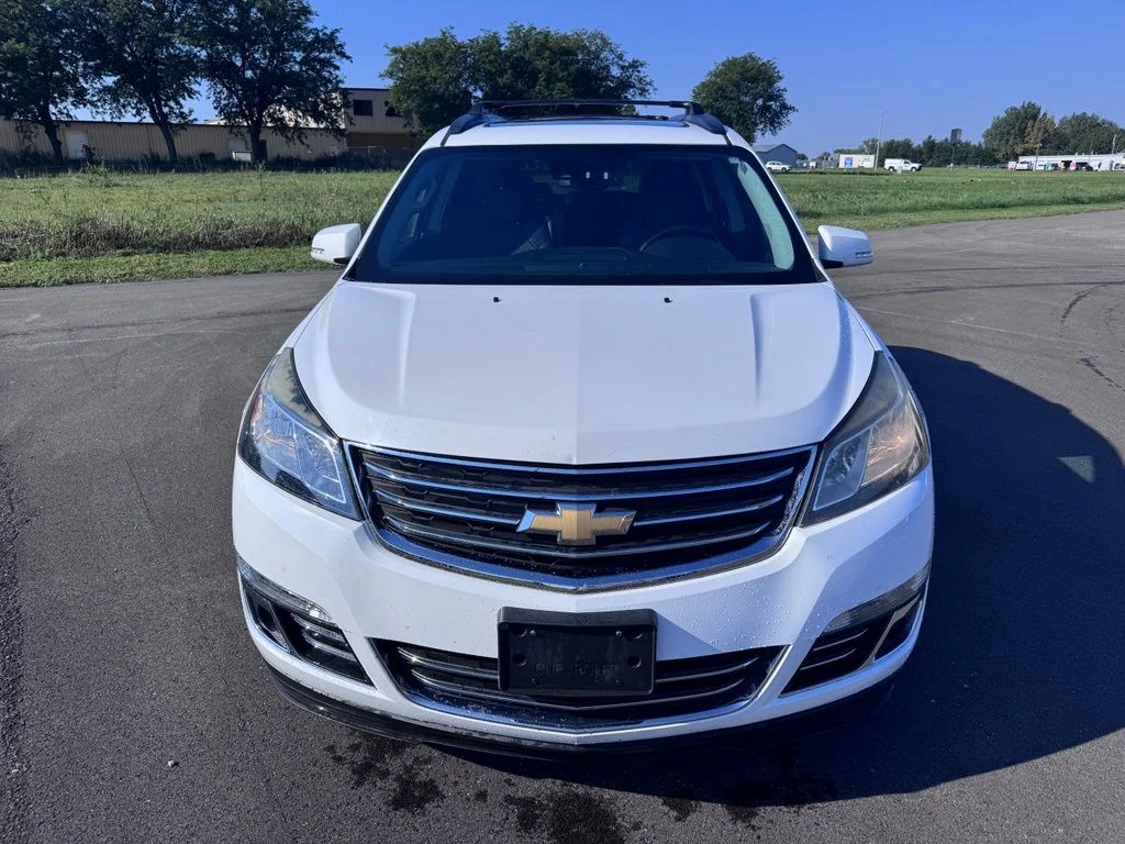Used 2017 Summit White Chevrolet Premier image 2