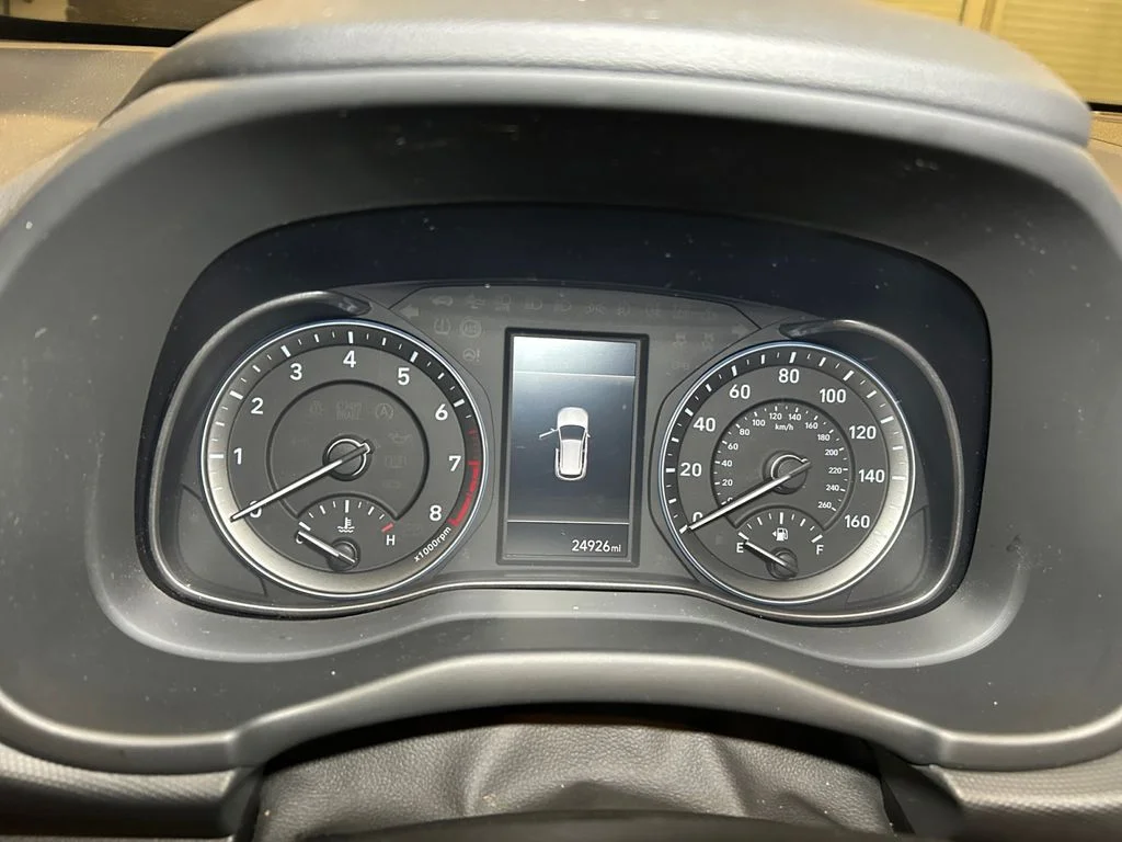 Used 2023 Abyss Black Hyundai SEL image 24