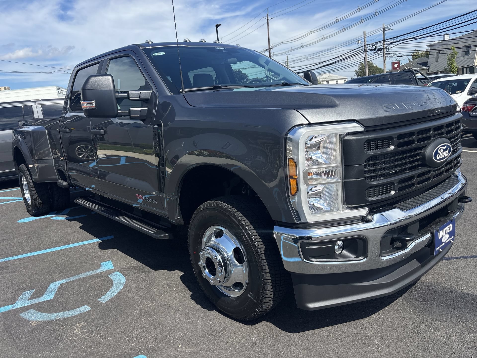 New 2027 Carbonized Gray Metallic Ford F-350® XL image 37
