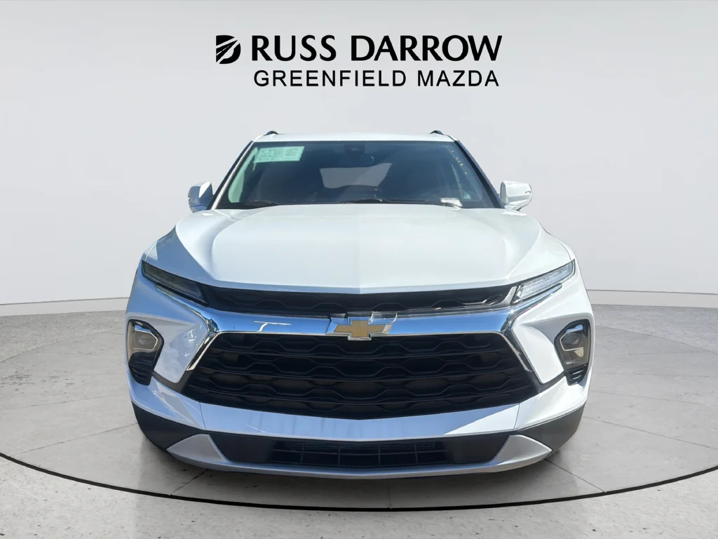 Used 2024 White Chevrolet LT image 8