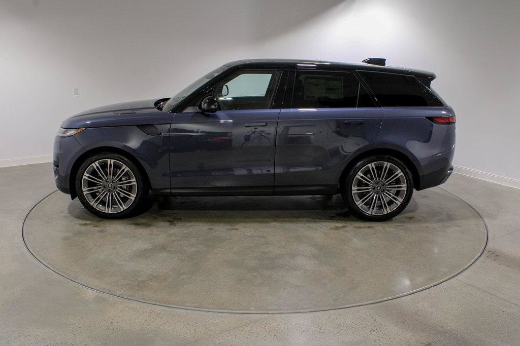 Certified Used 2025 Varesine Blue Metallic Land Rover SE image 2