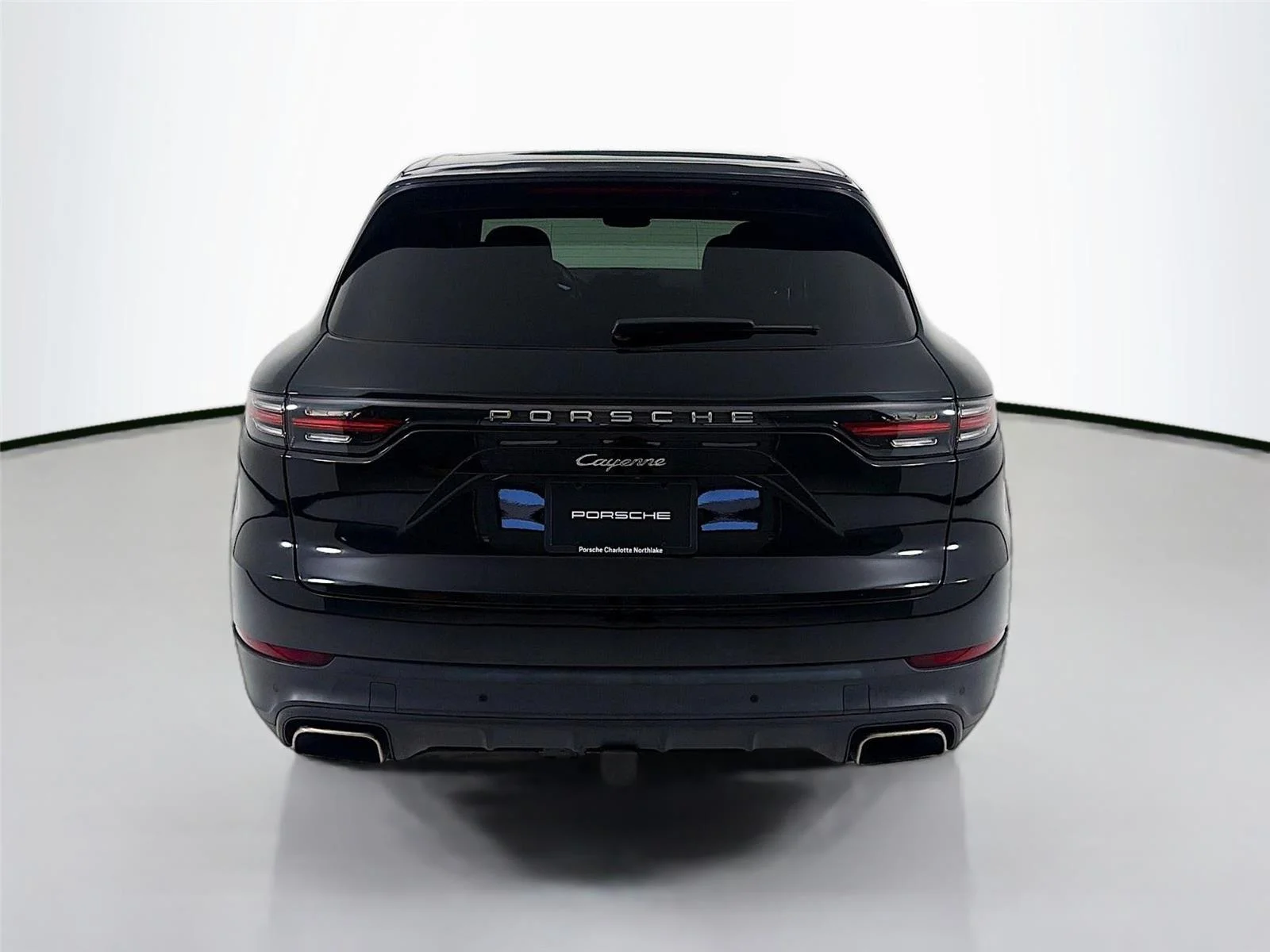 Used 2023  Porsche Base image 26