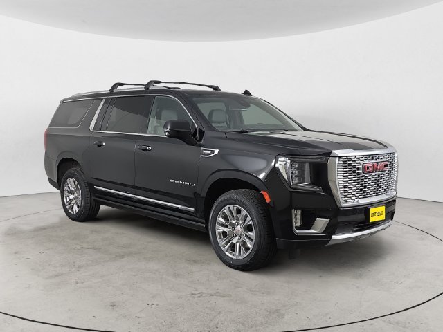 Used 2024 Onyx Black GMC Denali image 3