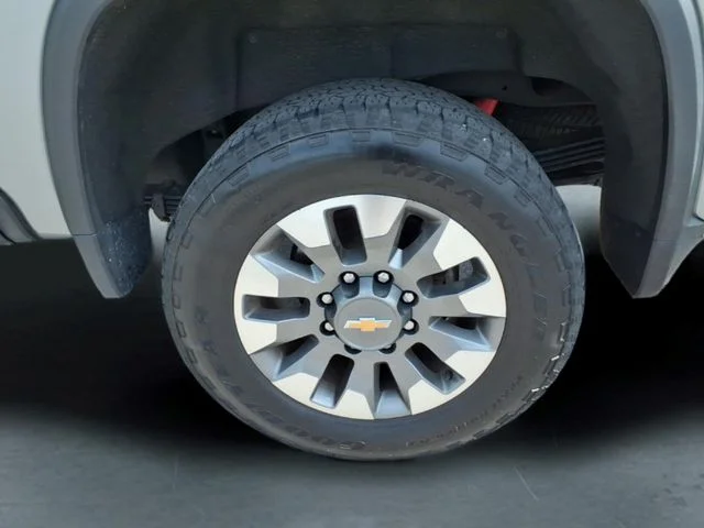Used 2024 Gray Chevrolet LT image 13