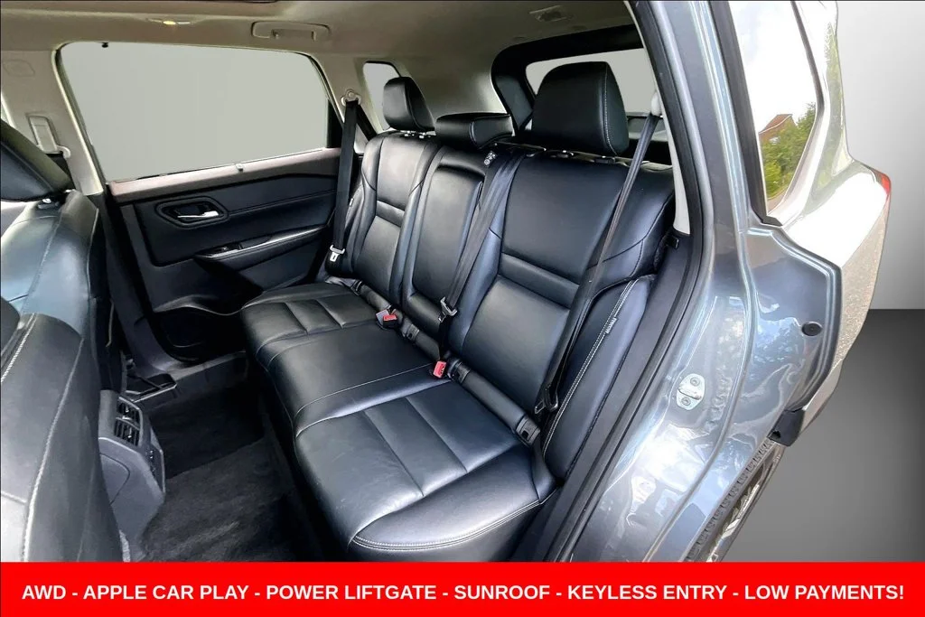 Used 2023 Gray Nissan SL image 26