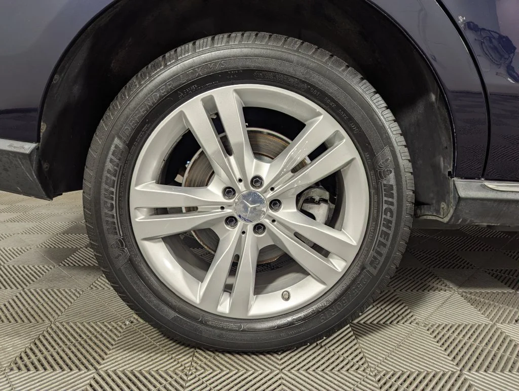 Used 2013 Blue Mercedes-Benz ML 350 image 21