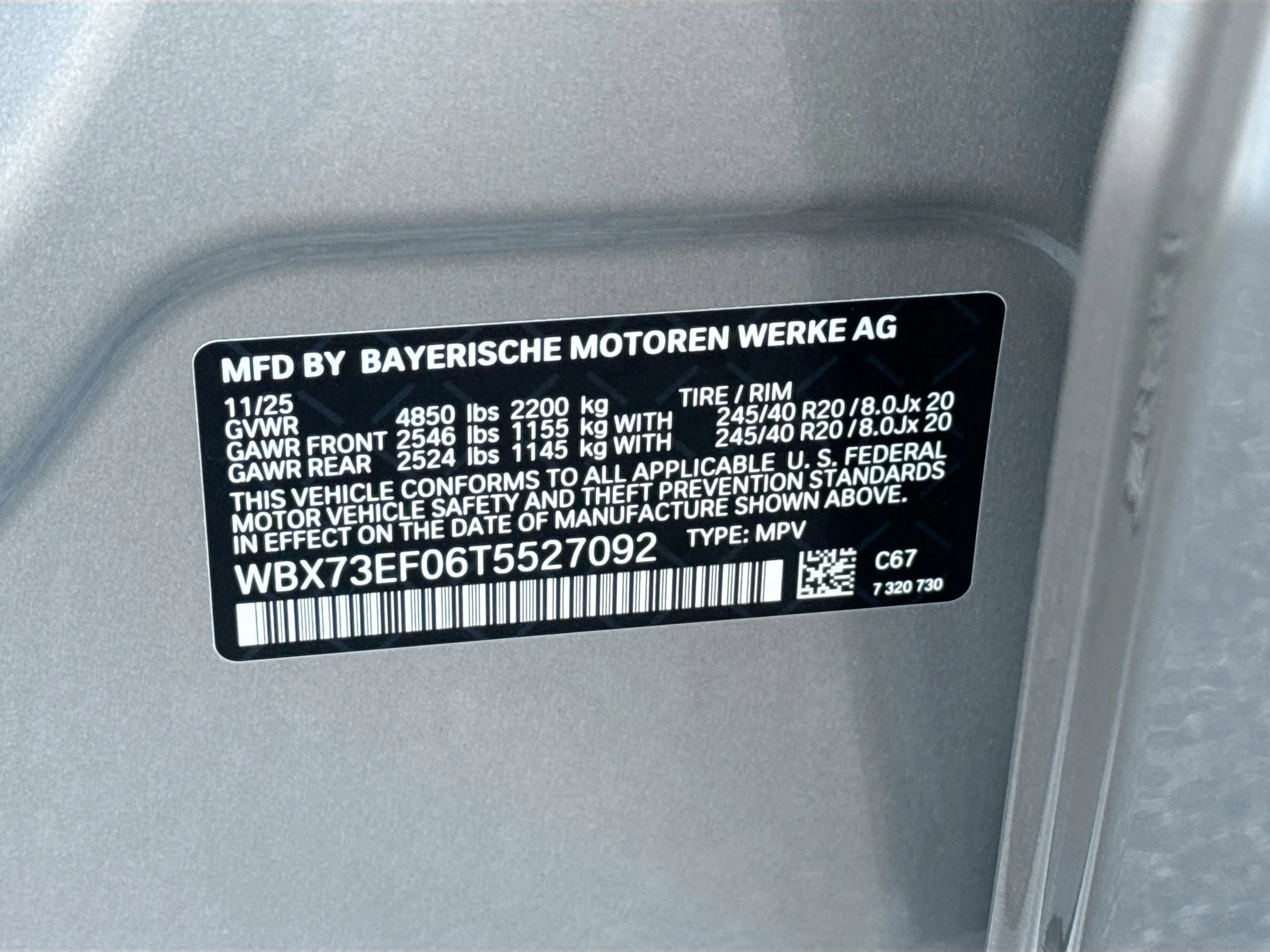 New 2026 Space Silver Metallic BMW xDrive28i image 43