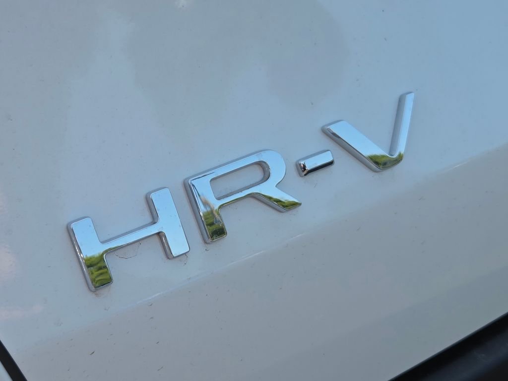 New 2027 Platinum White Pearl Honda LX image 14