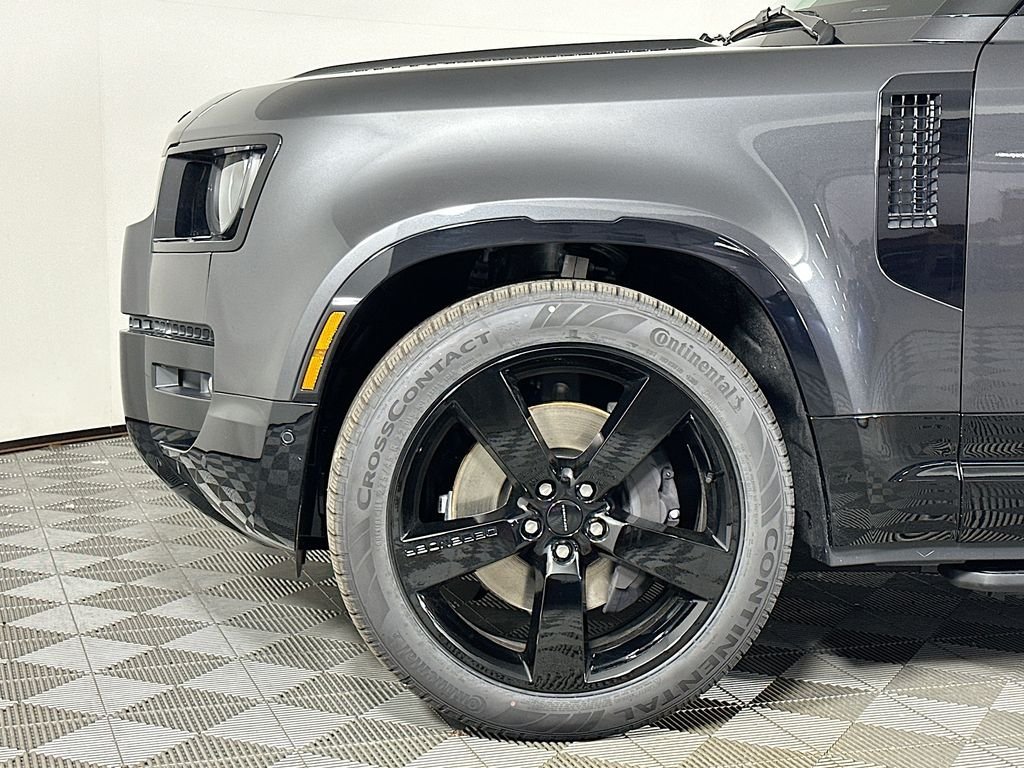 New 2026 Carpathian Grey LAND ROVER X-Dynamic SE image 9