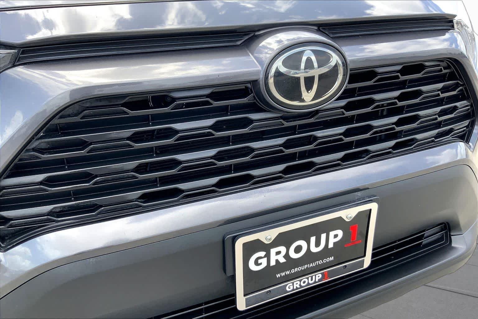 Used 2021 Magnetic Gray Metallic Toyota LE image 29