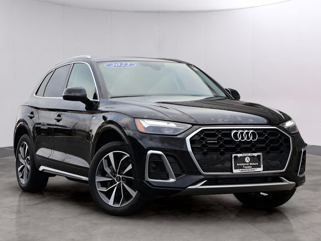 2022 Audi Q5 Premium