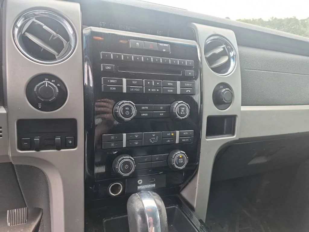 Used 2010 Black Ford FX4 image 22
