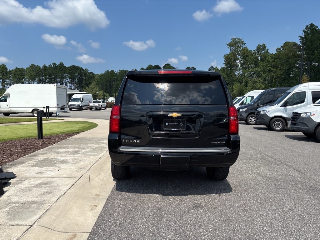 2019 Chevrolet Tahoe Premier photo 3