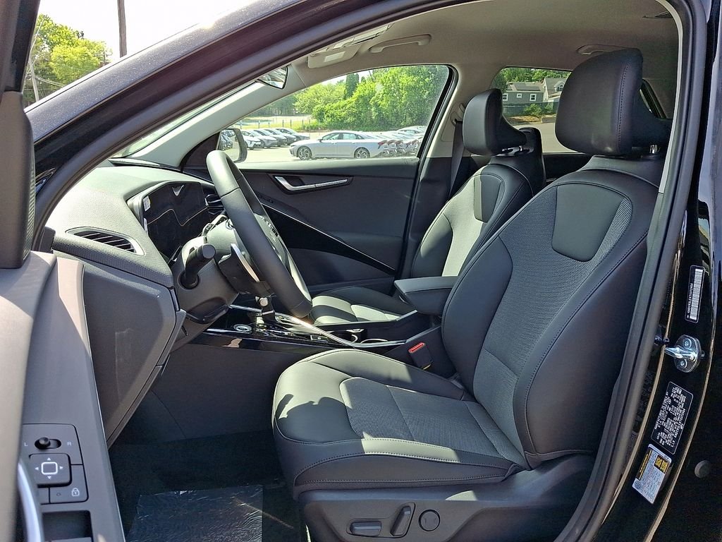 New 2026 Aurora Black Pearl Kia EX image 7