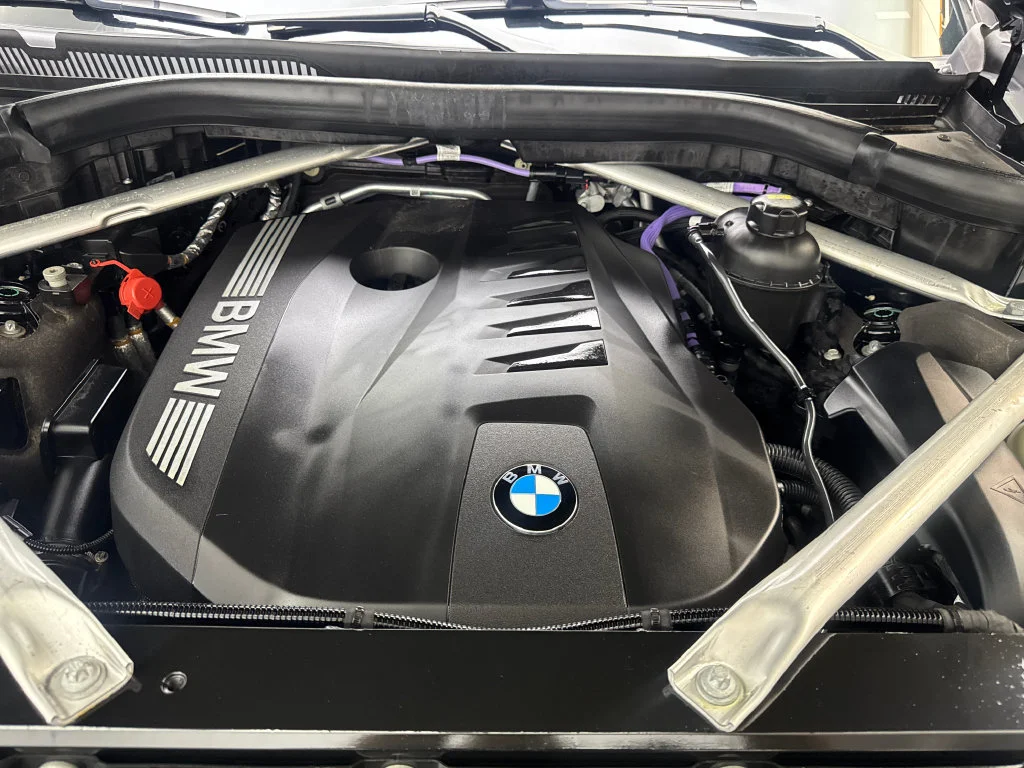 Used 2023 Black BMW xDrive40i image 82