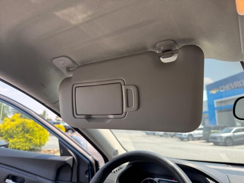 Used 2025 Gray Nissan SV image 25