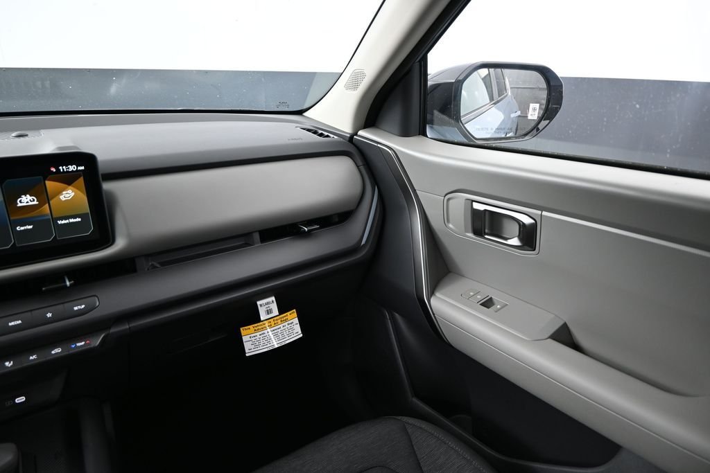 New 2027 Pale Gray Kia S image 13