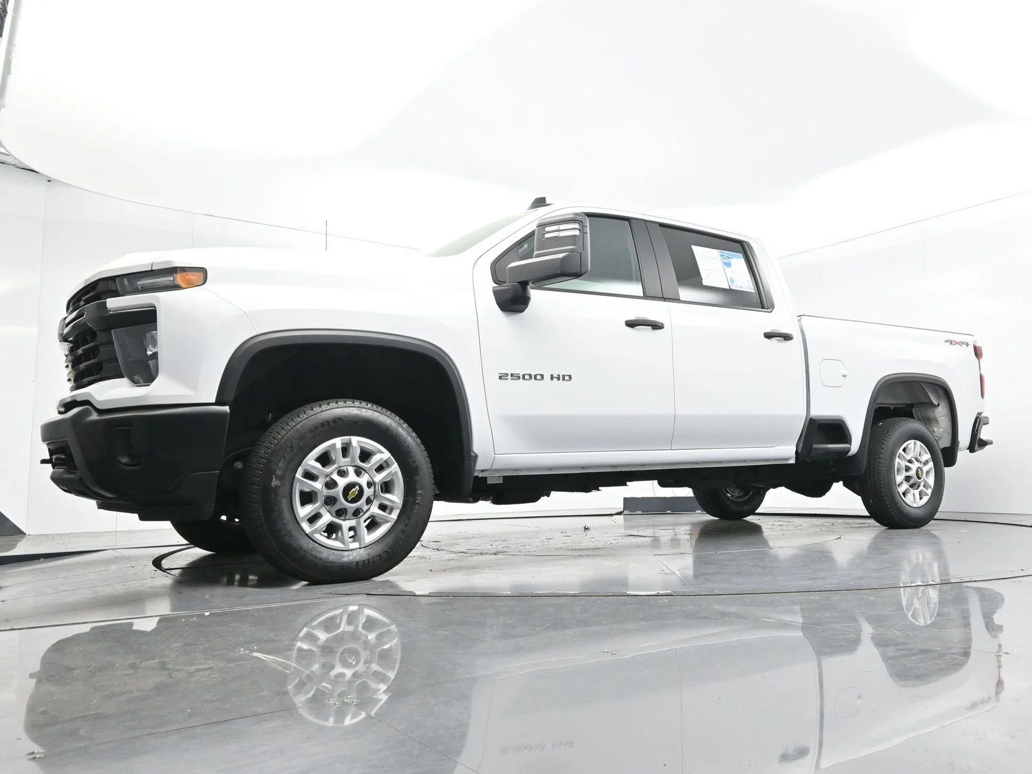 Used 2025 Summit White Chevrolet WT image 66