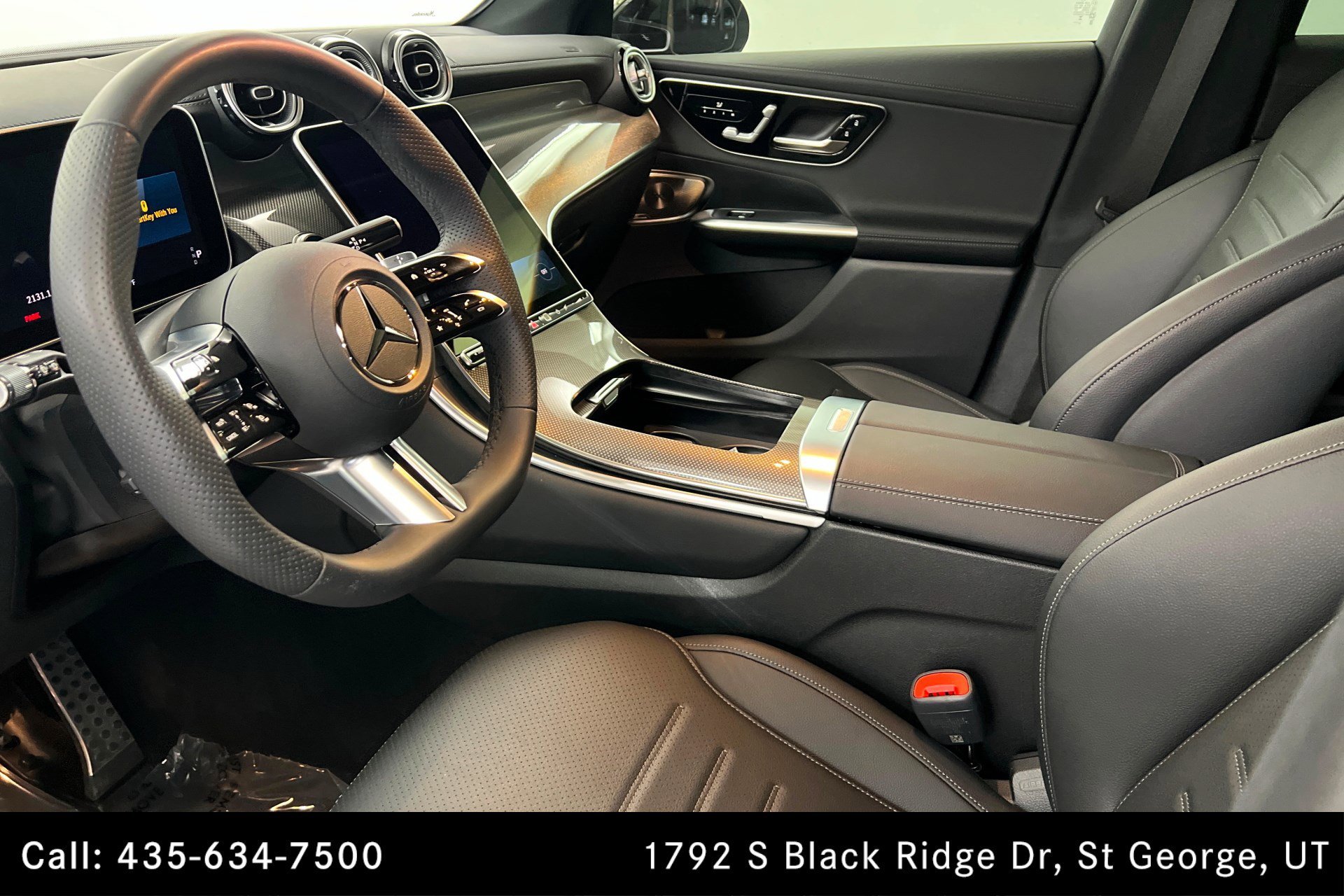 Certified Used 2026 MANUFAKTUR Alpine Grey Mercedes-Benz GLC 300 image 16