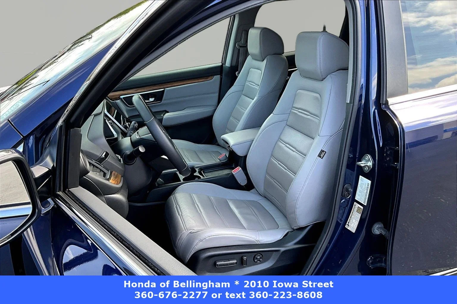 Used 2019 Blue Honda EX-L image 19