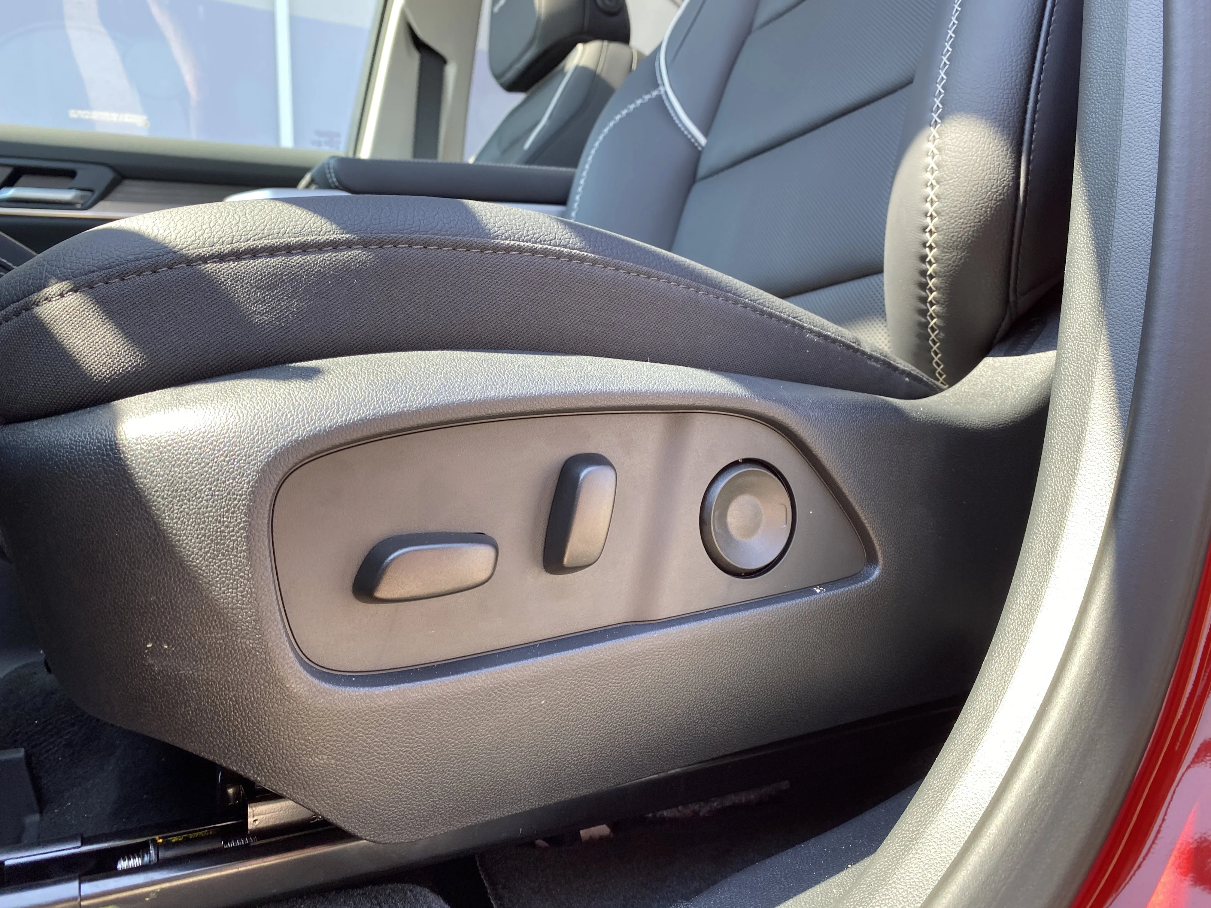New 2026 VOLCANIC RED TINTCOAT GMC AWD Denali image 27